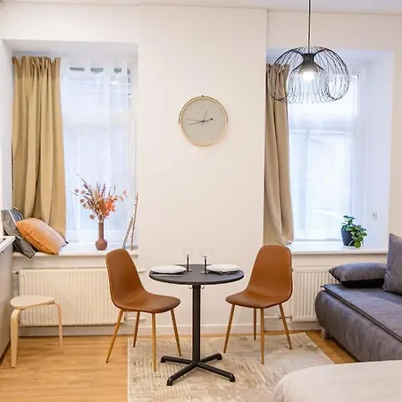 Apartamento Modern Riverside Stays For 4 *